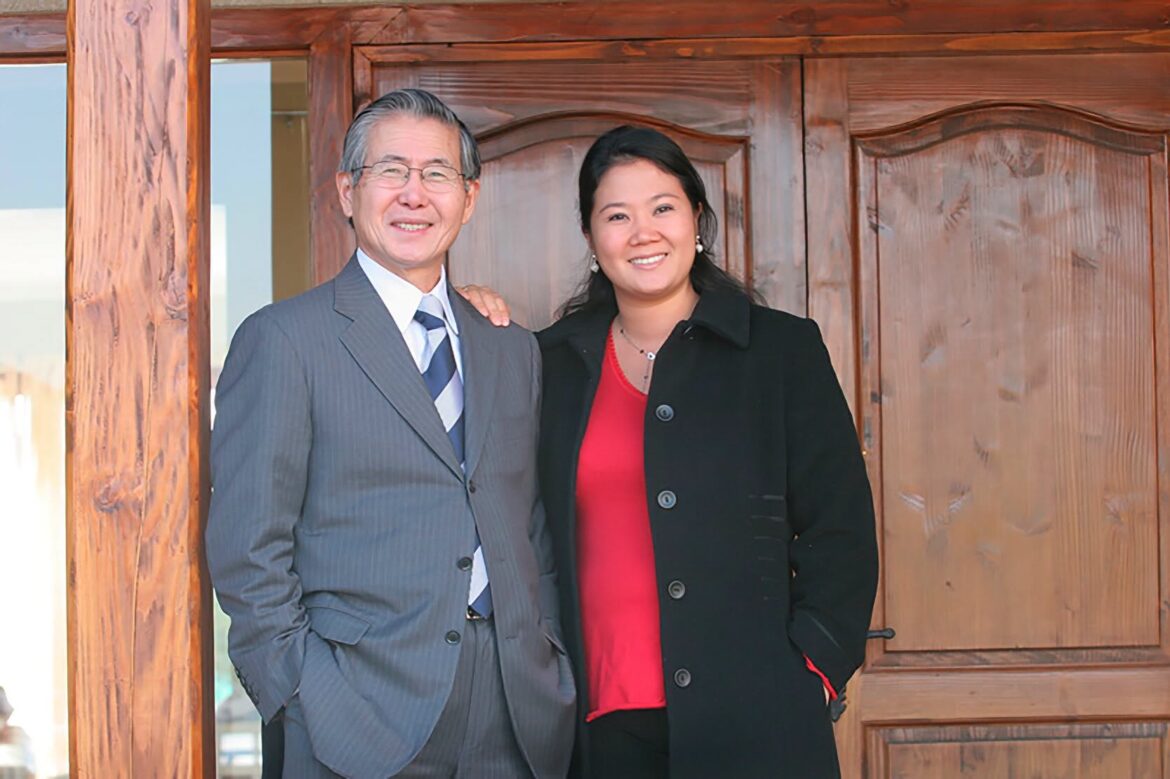 Keiko Fujimori y Alberto Fujimori