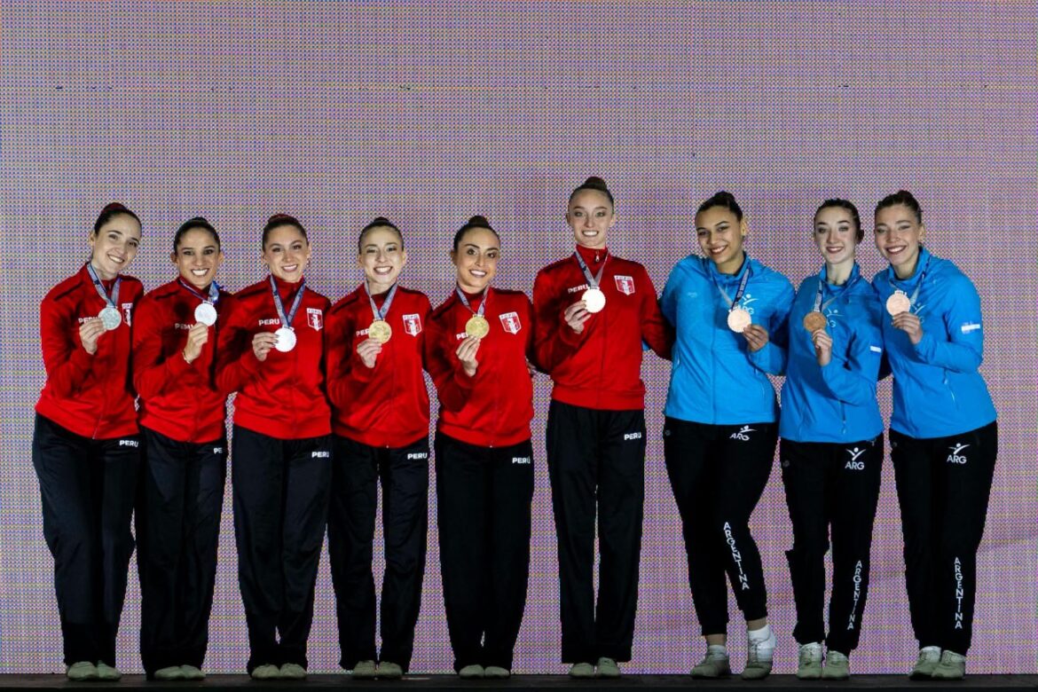 Thais Fernández, Josefina Canales y Paula Sánchez-León ganaron la medalla de oro para Perú. (Fuente: IPD)