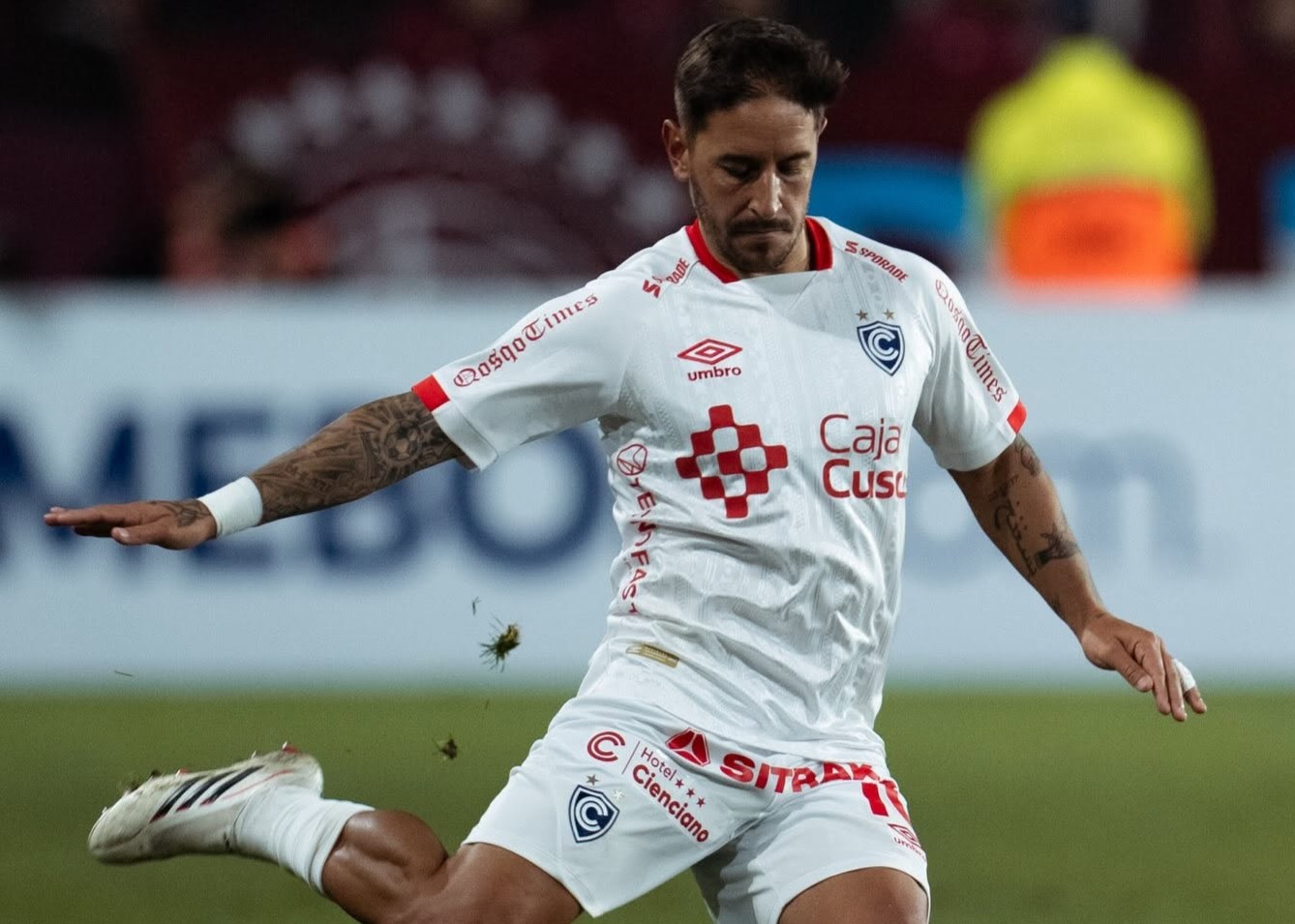Cienciano busca remontar ante Lanús para clasificar a octavos de la Copa Sudamericana 2026