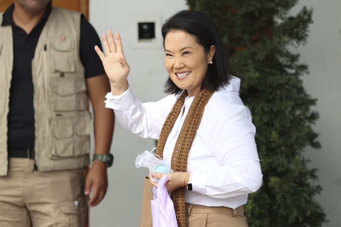 Keiko Fujimori confirma a Galarreta, Cuba y Espá en gabinete ministerial.