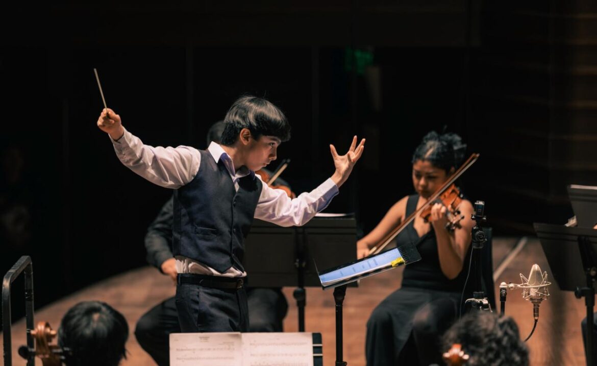 Mauro Lionel Malca continúa consolidando su carrera internacional como compositor y director de orquesta.