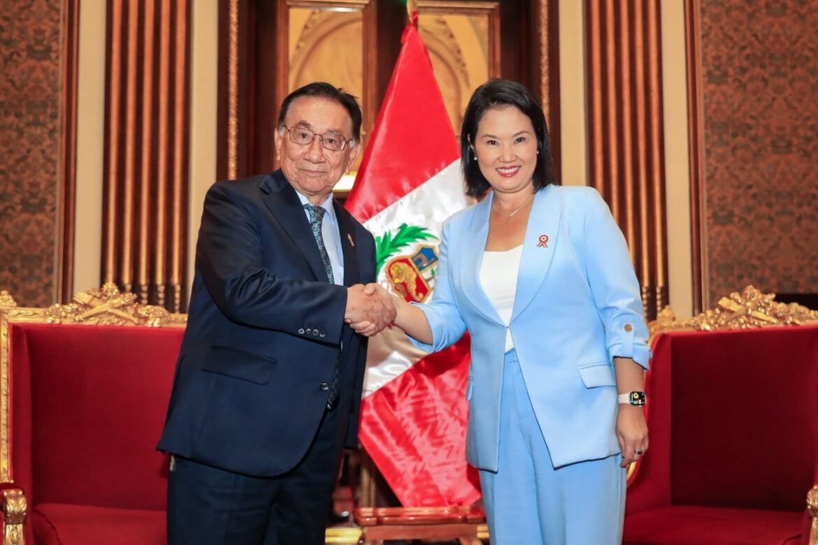 Keiko Fujimori y José María Balcázar