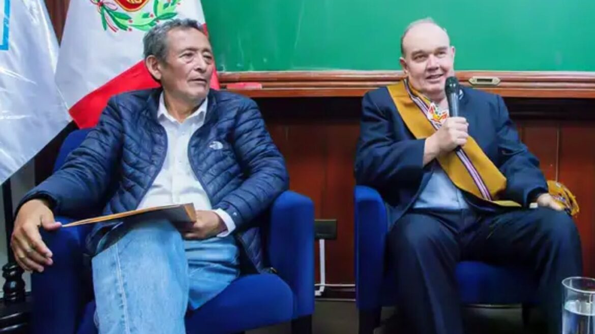 Absalón Vásquez y Rafael López Aliaga