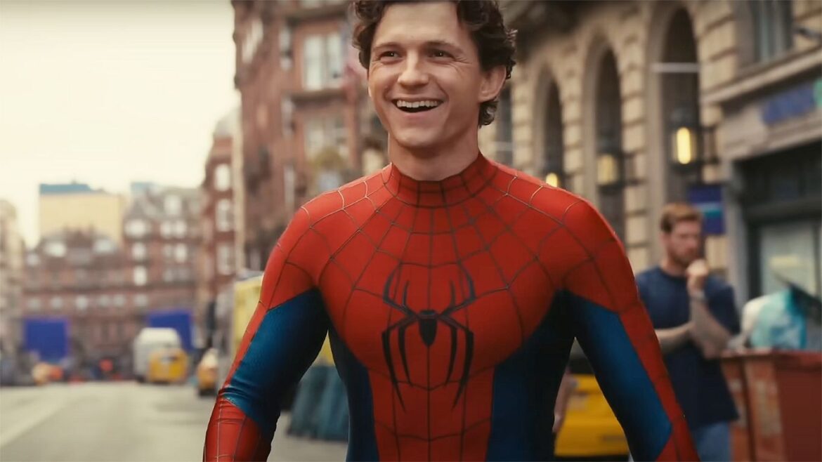 Tom Holland interpreta nuevamente a Spider-Man en "Spider-Man: Un nuevo día", película de Marvel que rompió récords de taquilla en Perú.