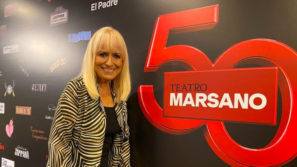Regina Alcóver, Lilian Nieto, Gustavo Bueno y otros artistas participaron en la gala por el 50 aniversario del Teatro Marsano.