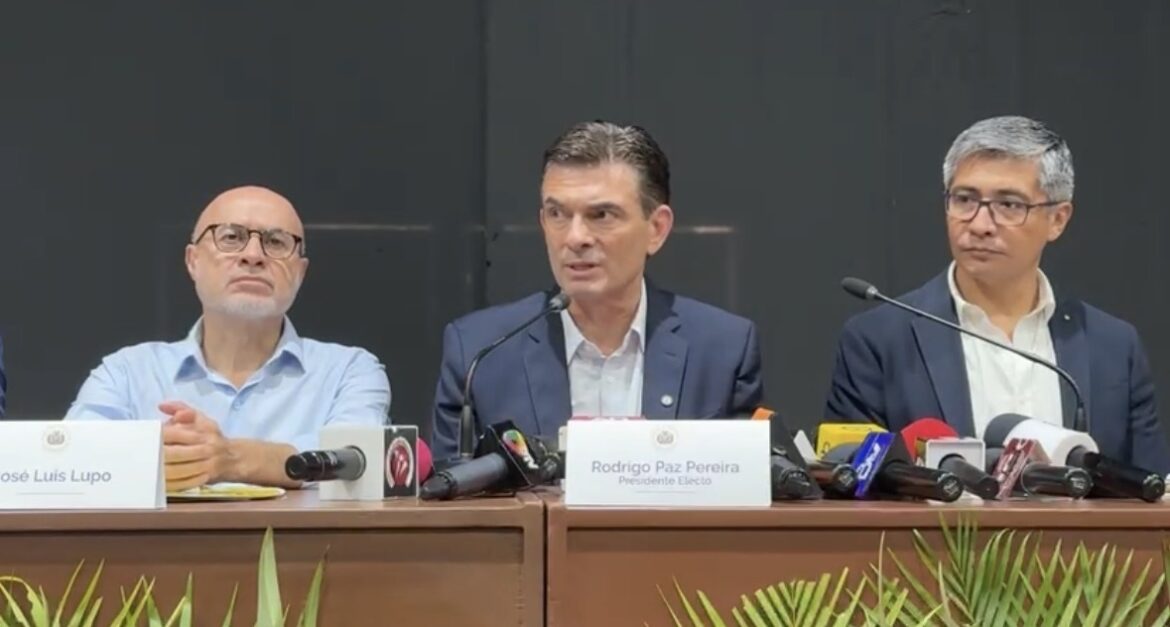 José Gabriel Espinoza - Ministro de Economía