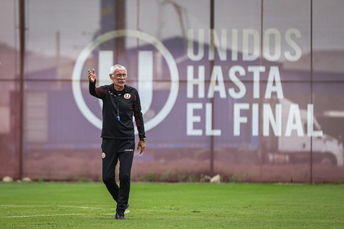 Héctor Cúper