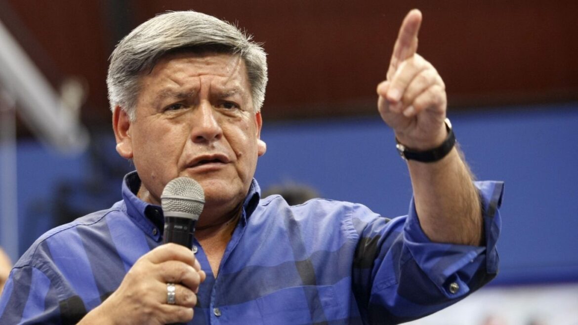 César Acuña fue condenado a un año y medio de prisión suspendida. Foto: Andina