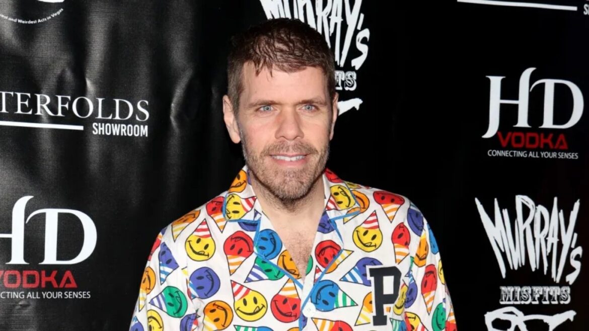 Perez Hilton, bloguero estadounidense de espectáculos, durante una aparición pública.