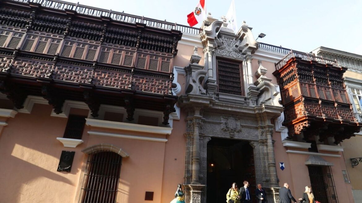 Perú designó a Alicia María Espinoza Paredes como nueva cónsul general en Caracas. Foto: Andina