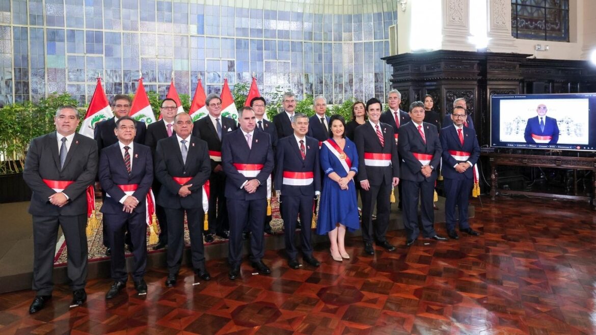 Consejo de Ministros planteó presentarse este jueves ante la Cámara de Diputados. Foto: Gobierno peruano