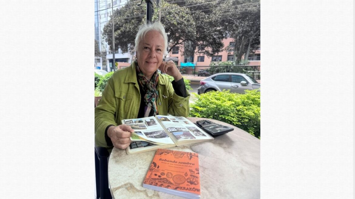 Helen Perea presenta su libro ‘Robando sombras’, inspirado en el viaje que realizó durante 168 días entre España y Grecia.