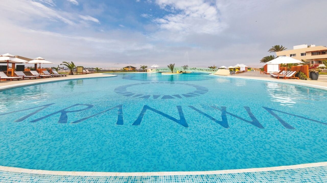 Aranwa Paracas, ubicado en plena bahía, fue renovado para ofrecer una experiencia moderna y de calidad.