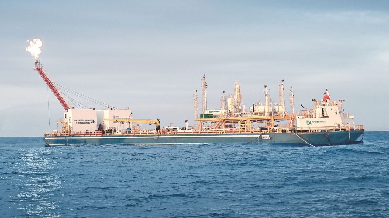 Namoku fue diseñada, construida y operada por SERTECPET®, para Campo Corvina Offshore, en el mar del Perú.