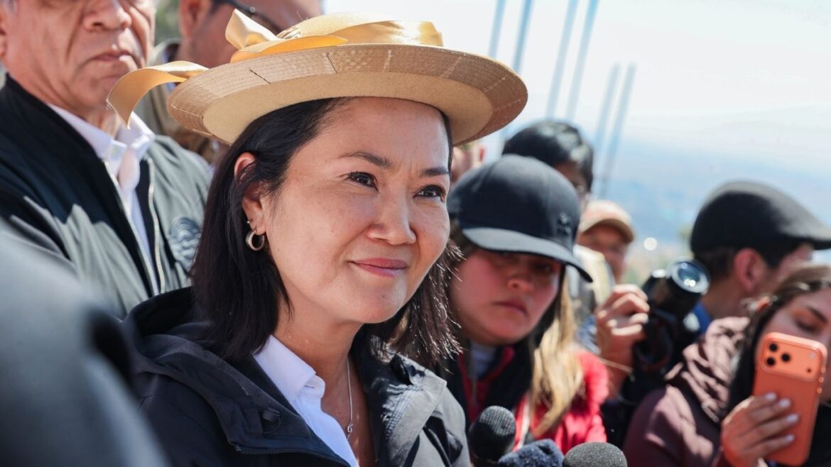 Keiko Fujimori descarta cerrar el Congreso. Foto: Presidencia