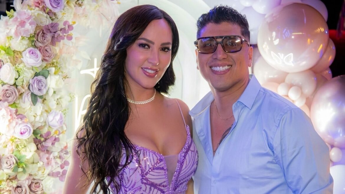 John Kelvin junto a Malú Ferrer durante su nueva etapa como pareja.