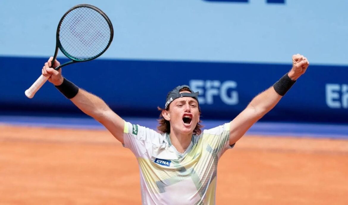 Ignacio Buse destaca en el Team Mundial en la Laver Cup 2026. Foto: Andina