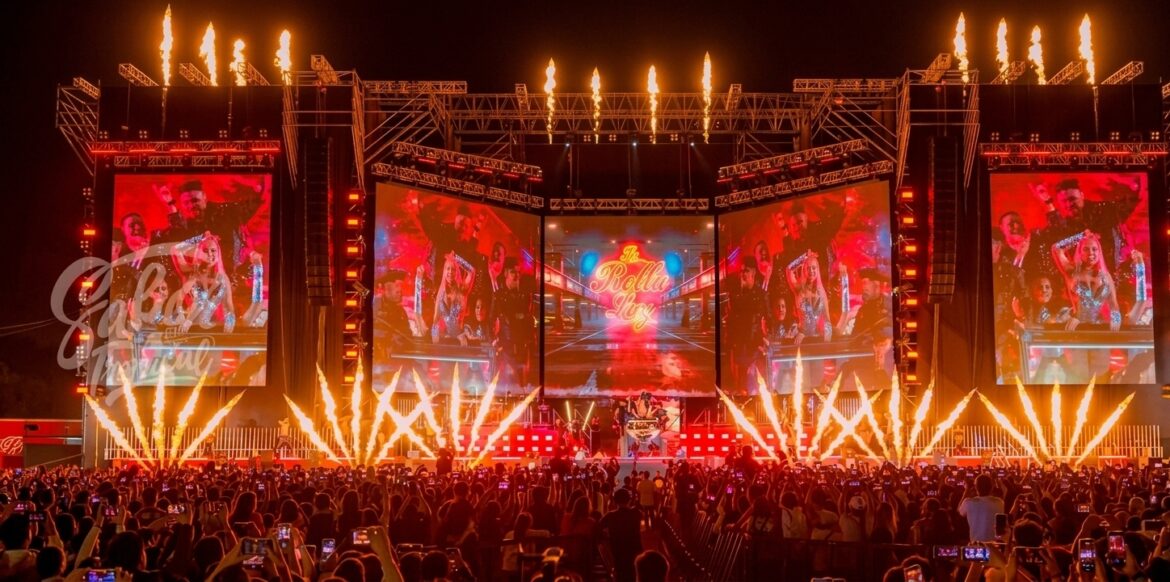La Bella Luz durante su concierto de regreso en el Parque Zonal Lloque Yupanqui, con Óscar Junior al frente del show.