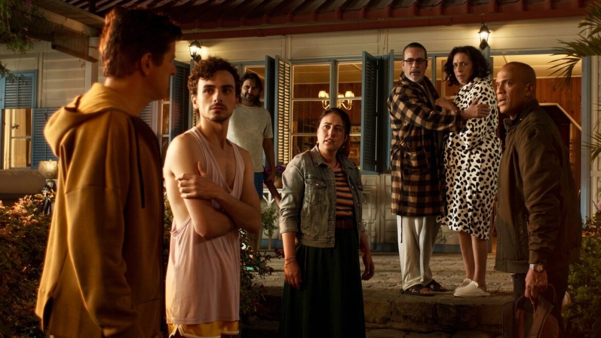 El elenco de La Tribu protagoniza la adaptación cinematográfica de la exitosa obra teatral.
