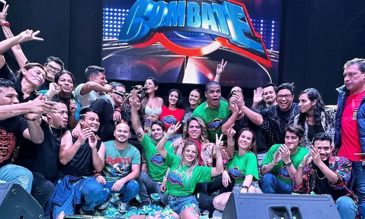 Jóvenes forman largas colas durante el casting de Combate en ATV.