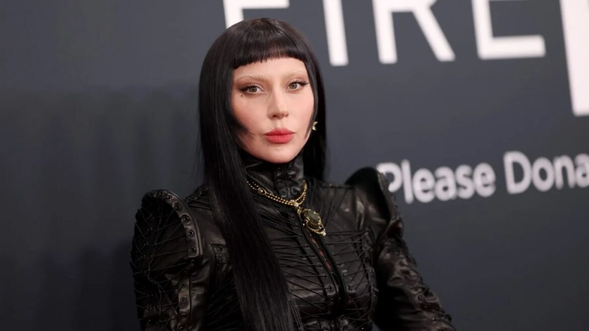 Lady Gaga durante una de sus recientes apariciones públicas antes de convertirse en madre.