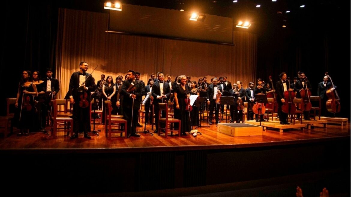 Orquesta Filarmónica de Lima durante presentación de su temporada 2026.