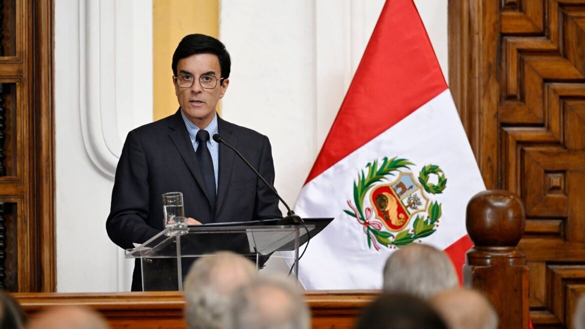El JEE Lima Centro abrió una investigación contra Carlos Espá. Foto: Cancillería