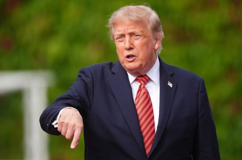Donald Trump - Trump anuncia una gira de 32 días