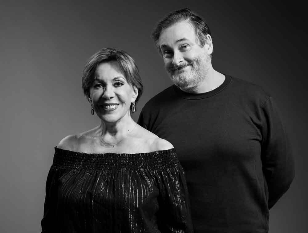 Yvonne Frayssinet y Leonardo Torres Vilar en "La Profesora"