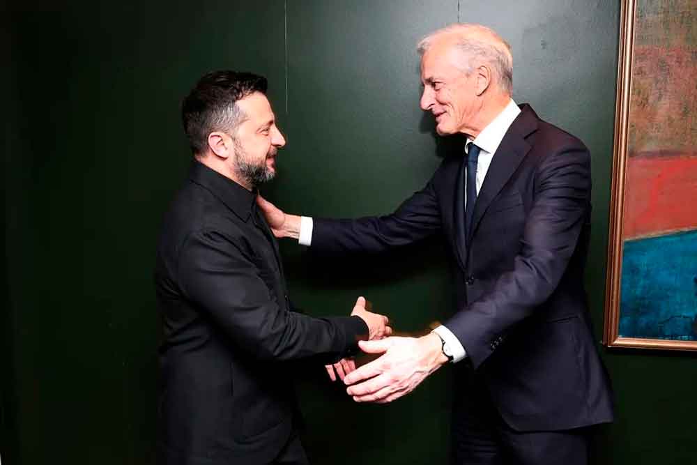 El presidente de Ucrania, Volodimir Zelenski, y el primer ministro de Noruega, Jonas Gahr Store.