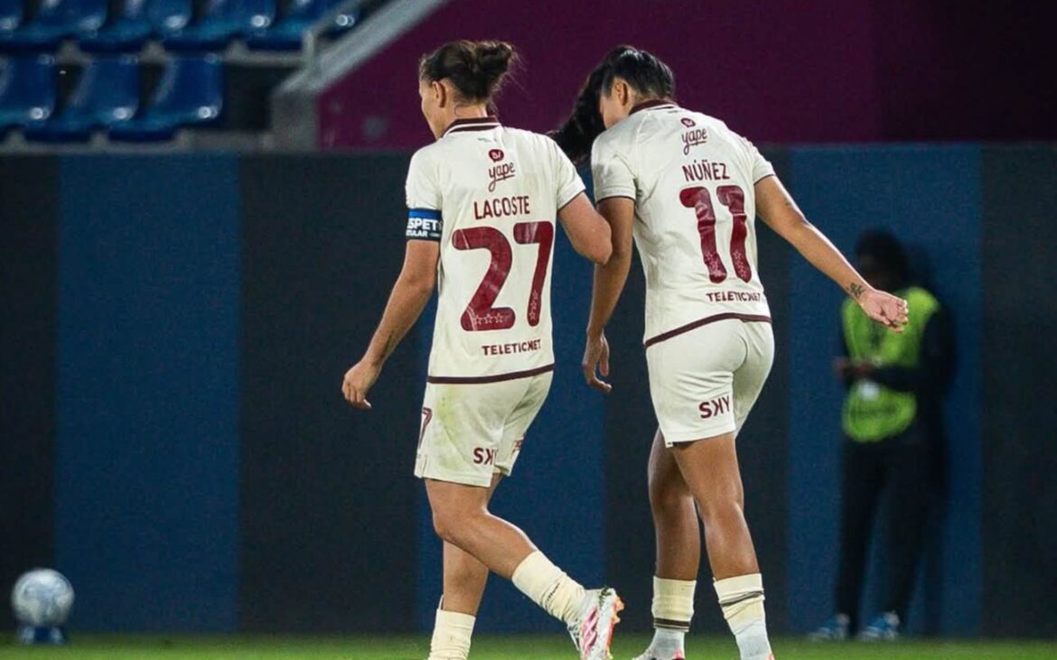 Universitario cerró la fase de grupos en la Copa Libertadores Femenina con tres derrotas y cero puntos. (Foto: Fútbol Femenino - Club Universitario de Deportes)