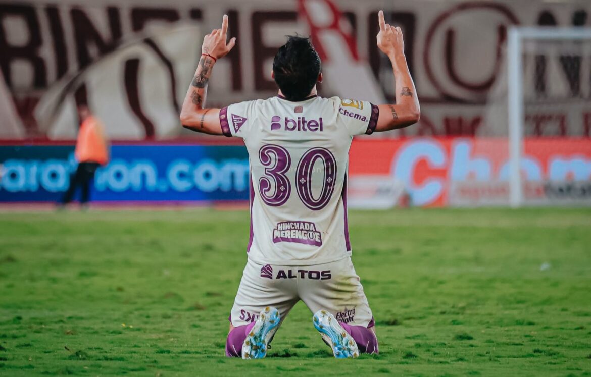 Universitario quedó a solo un punto de la cima a falta de cuatro fechas para el cierre del Clausura. (Foto: Liga1 Te Apuesto)