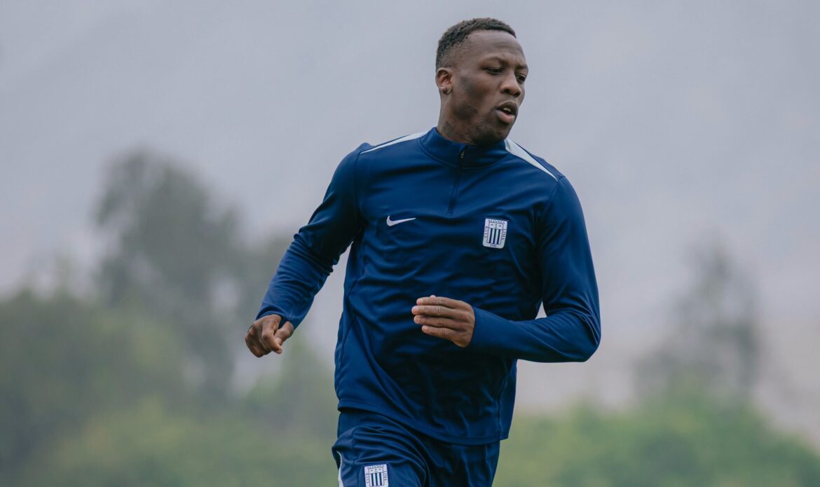 ¿El recambio de Advíncula? Alianza Lima sumó una nueva alternativa por la banda derecha para el tramo decisivo del Torneo Clausura. (Foto: Club Alianza Lima)