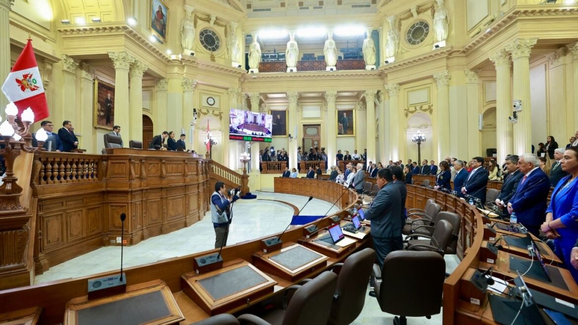 El Pleno del Senado aprobó otorgar el pedido de facultades al Ejecutivo. Foto: Congreso