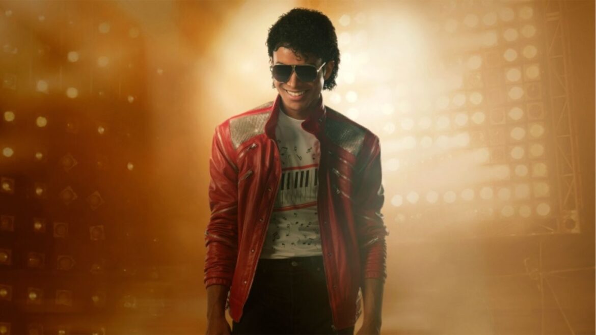 Jaafar Jackson caracterizado como Michael Jackson en la película biográfica sobre la vida y trayectoria del cantante.