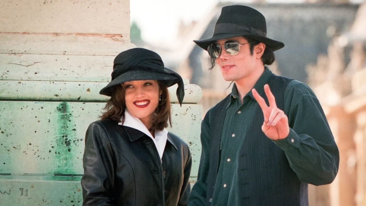 Roseanne Barr, Lisa Marie Presley y Michael Jackson, protagonistas de las declaraciones sobre el matrimonio de la hija de Elvis Presley con el cantante.