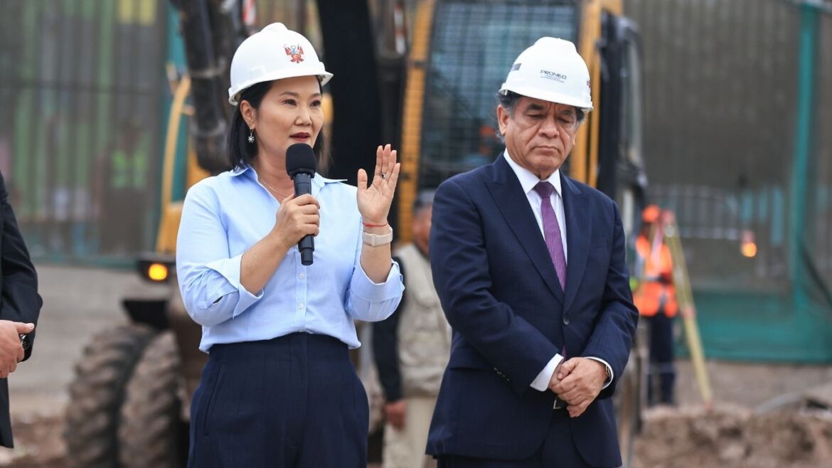Keiko Fujimori anunció la construcción de nuevos colegios en Perú. Foto: Presidencia