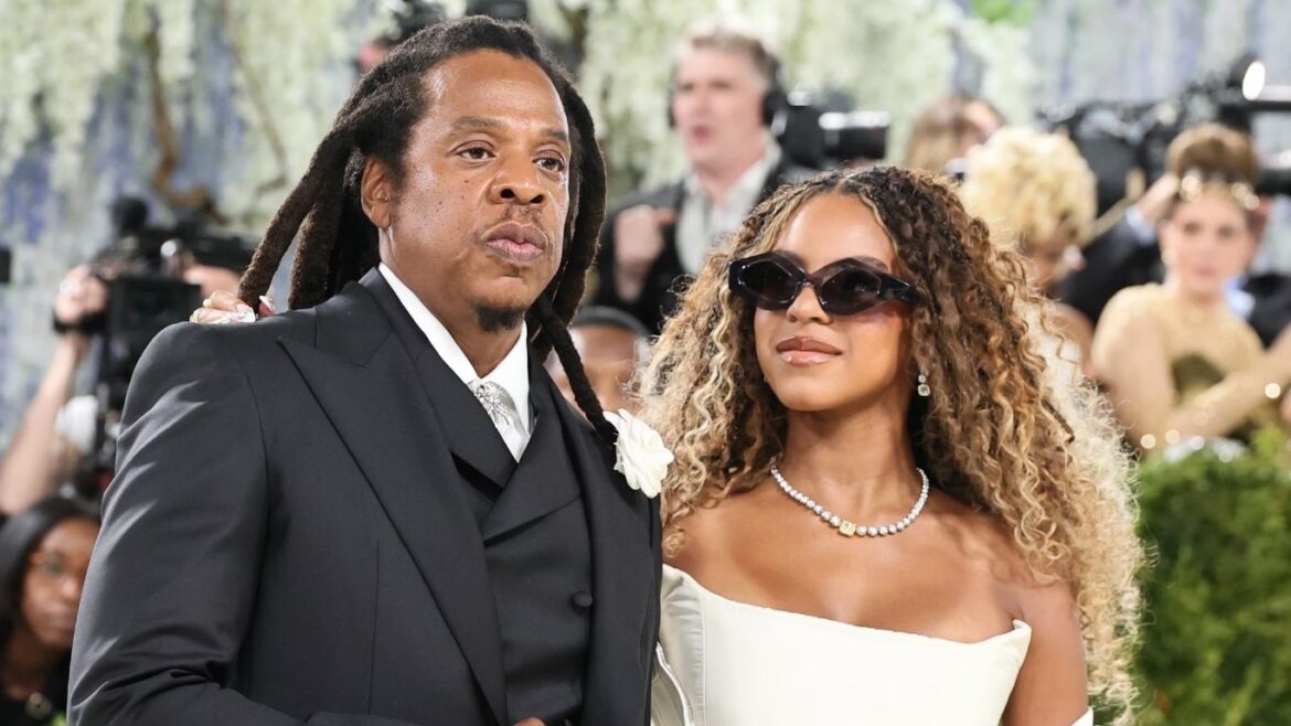Jay-Z, rapero estadounidense y esposo de Beyoncé, protagonista del espectáculo de medio tiempo del Super Bowl 2027.