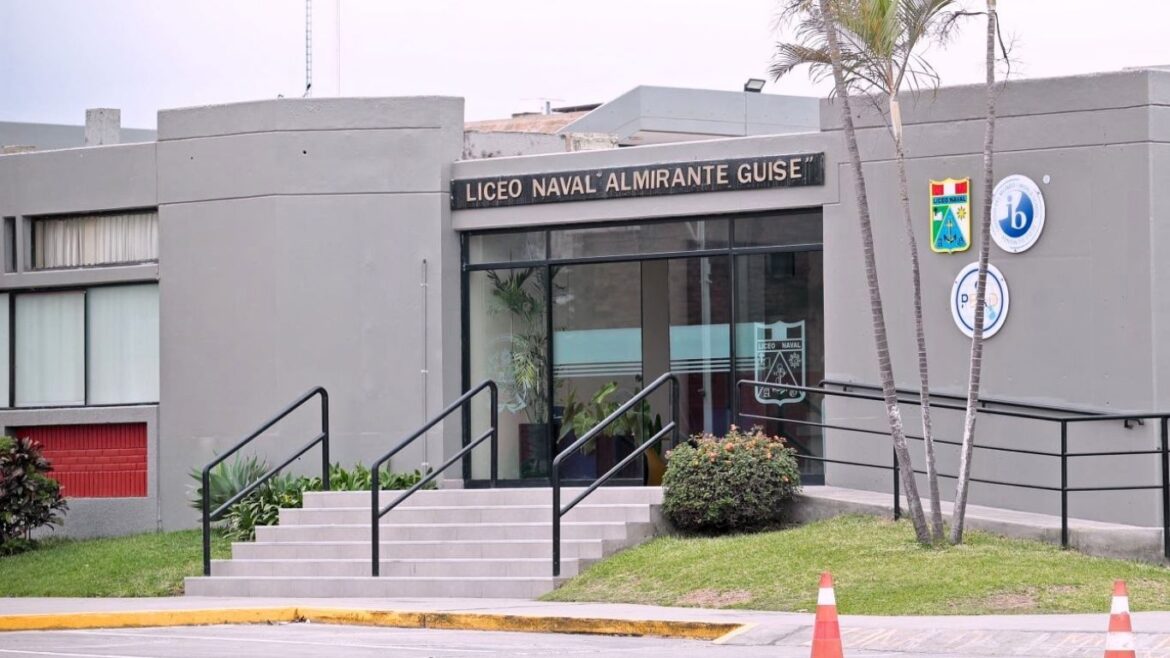La Fiscalía archivó la investigación contra cuatro adolescentes en el caso Liceo Naval. Foto: Andina