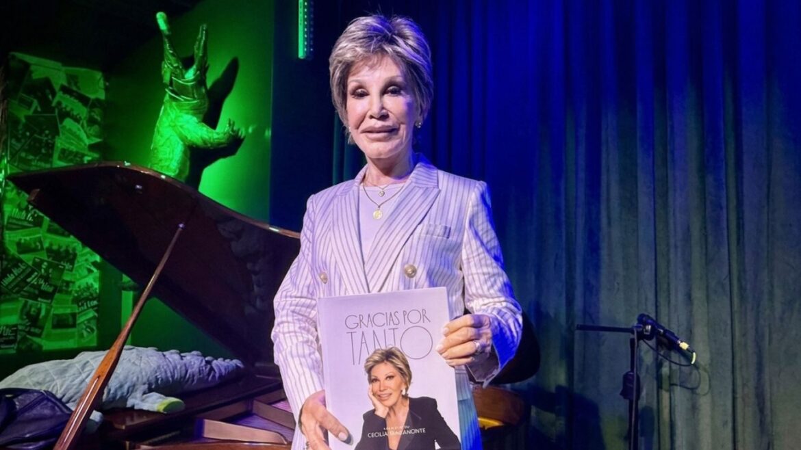 Cecilia Bracamonte durante la presentación de su libro de memorias «Gracias por tanto».