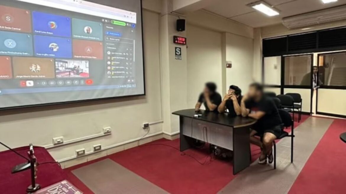 Tres suboficiales de la PNP son enviados a prisión por presuntamente cobrar S/4.000 para no detener a una mujer y su padre. Foto: composición Caretas.