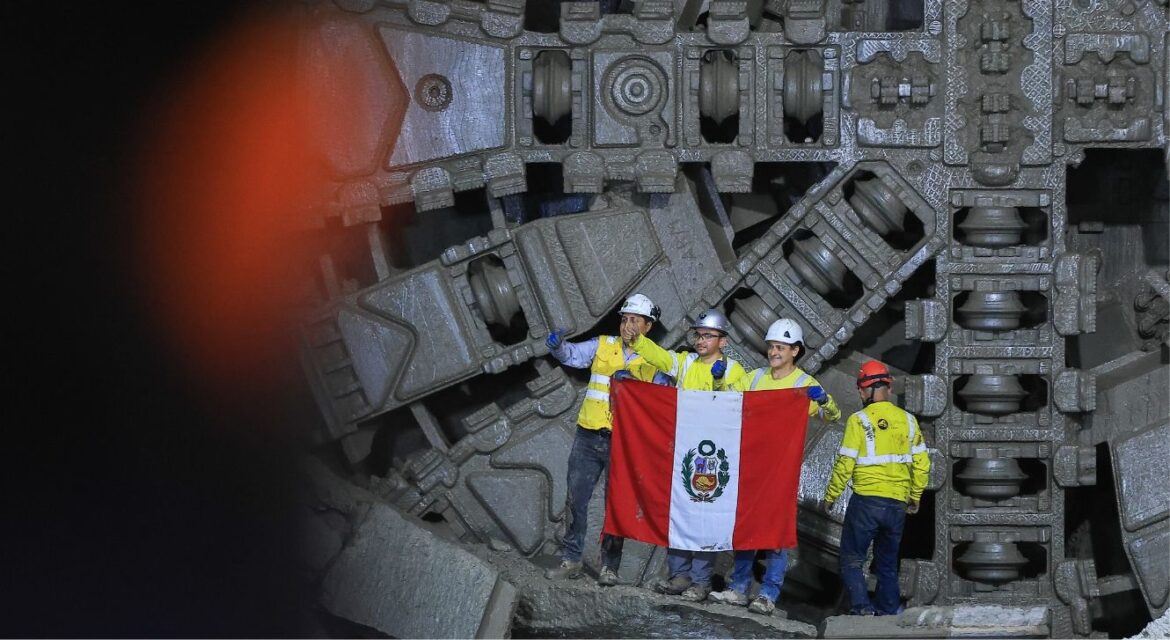Metro de Lima: tuneladora Micaela completa las excavaciones de la Línea 2 y el ramal de la Línea 4. Foto: Presidencia.