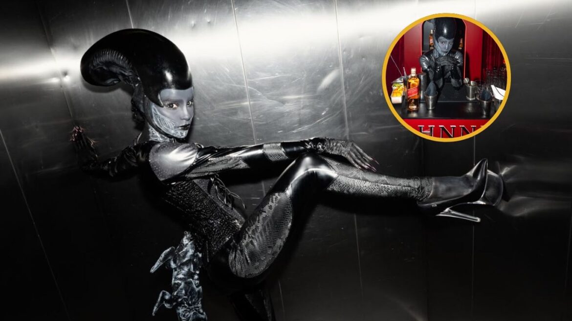 Belinda sorprendió con su caracterización inspirada en *Alien* durante Beliween 2026.