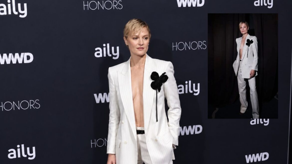 Hija de Meryl Streep se presentó en los Premios WWD 2026 con un look que no pasó desapercibido.
